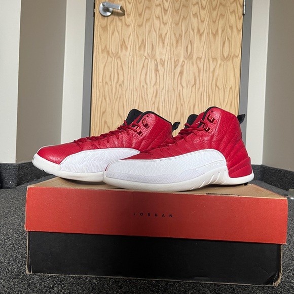 Jordan 12 Retro Gym Red • Size 11.5 - Picture 2 of 6
